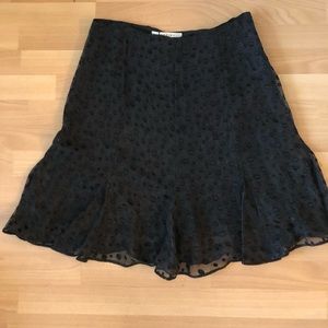 NWT! {Studio M} - Size L - Les Fleurs Skirt